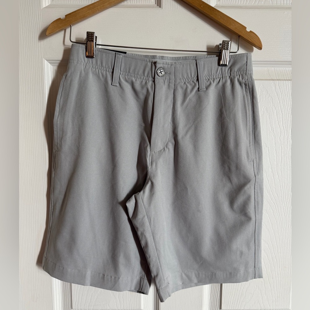 NWT Under Armour Men’s Performance Golf Shorts - Size 30